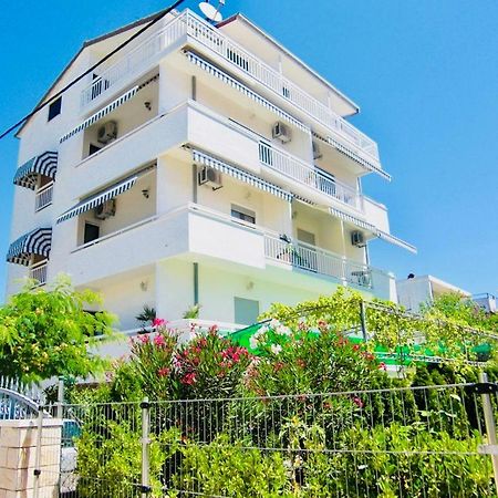 Apartments Ruza Kaštela エクステリア 写真