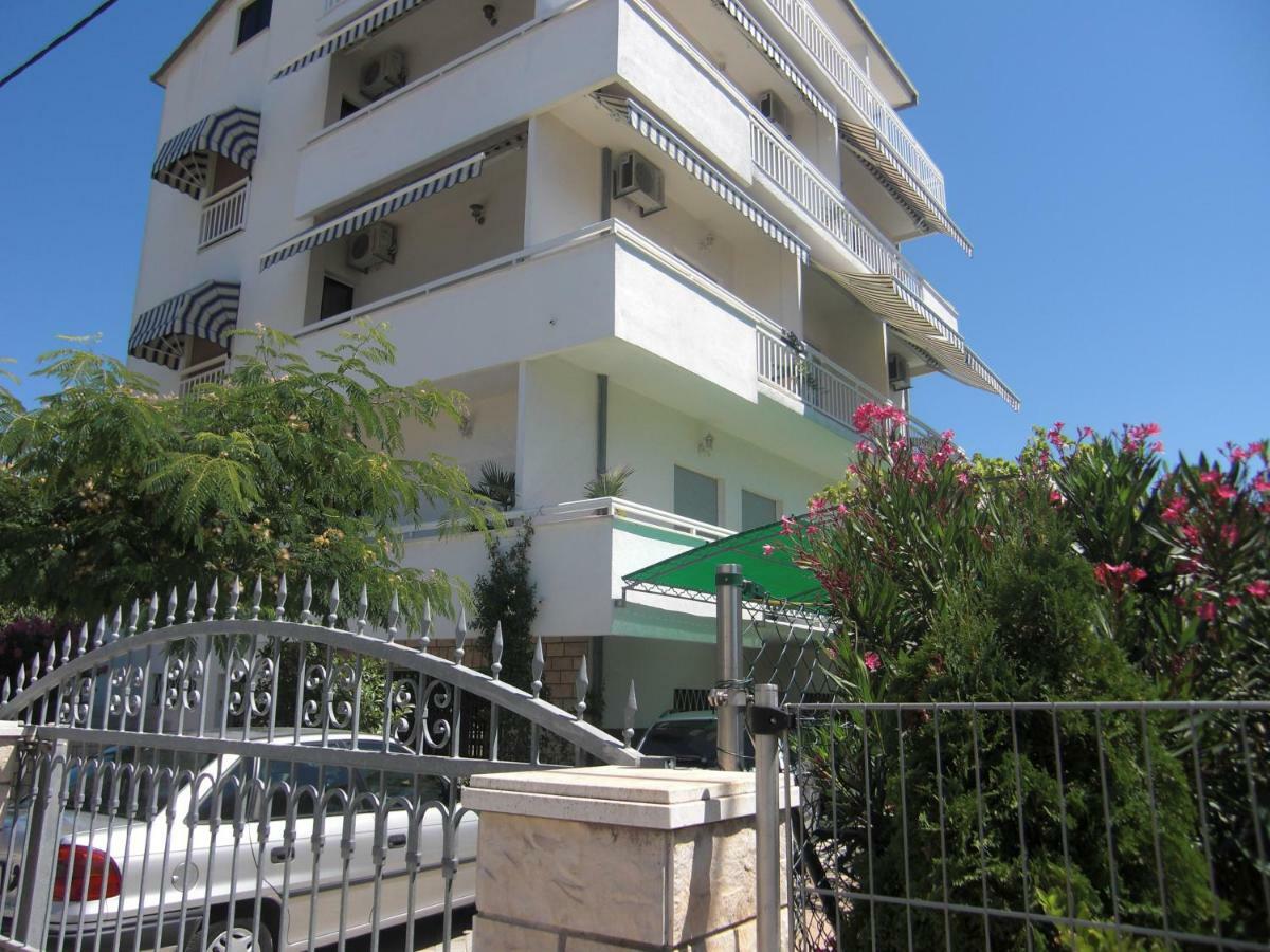 Apartments Ruza Kaštela エクステリア 写真